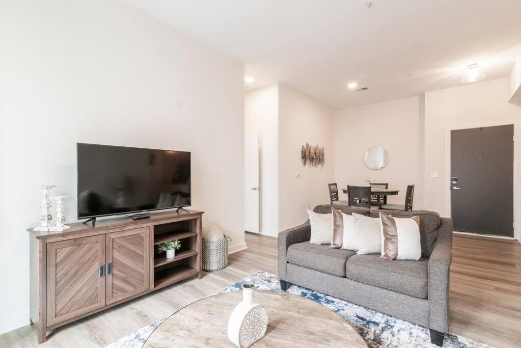 Charming Cozy Apartment With Wi-Fi & Free Parking Charlotte Eksteriør bilde